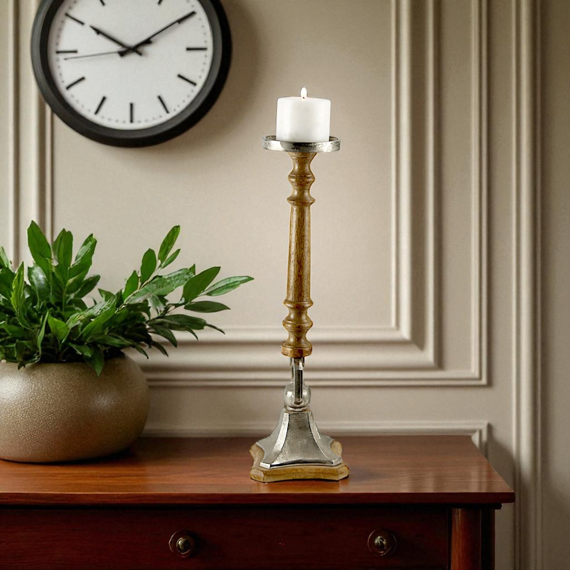 Mango Wood Brown Classic Candle Pillar Holder