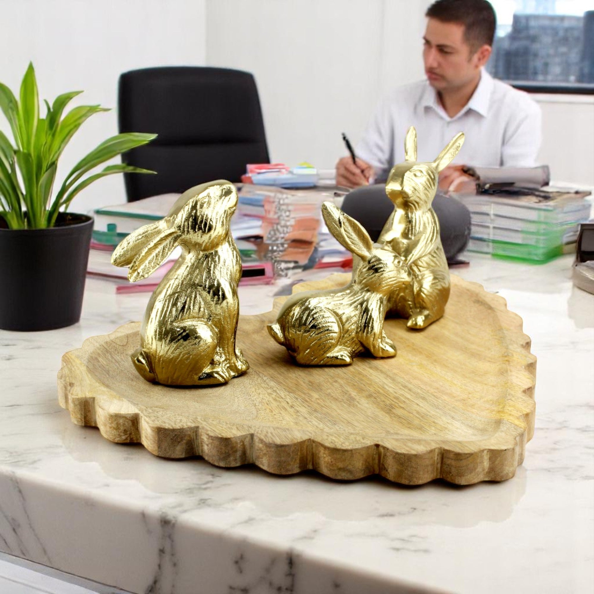 Wood Heart Base tray Decorative with Jointed Bunny Aluminum Figurine